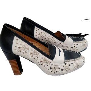 Women's L'Artiste By Spring Step, Black & White Multi Leather Pumps, sz 9.5 NIB